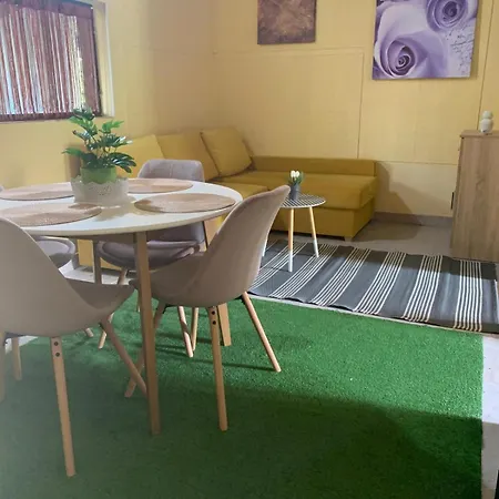Lea Apartman
